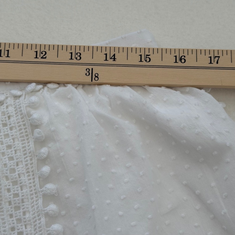 J.Crew Mini Skirt Crochet Lace White Cotton Swiss Dot Pom Pom Summer Boho 8 EUC - Picture 10 of 14